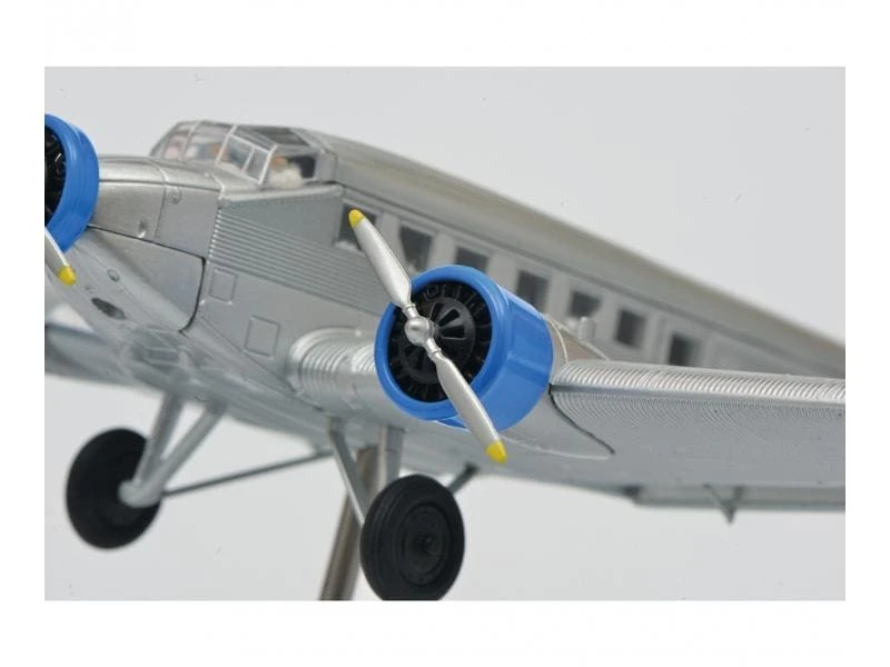 Schuco Junkers Ju 52/3m 1:72 7 Schuco Junkers Ju 52/3m 1:72 – Bild 5
