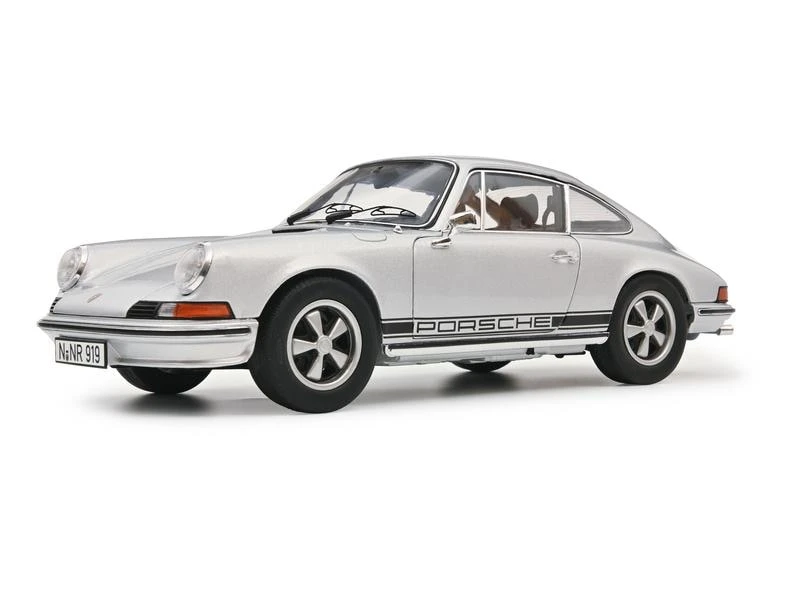 Schuco Sportwagen Porsche 911S Coupé, Silber 1:18 6 Schuco Sportwagen Porsche 911S Coupé, Silber 1:18 – Bild 4