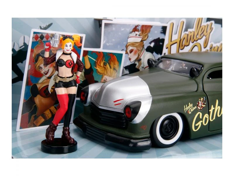 Jada Toys Harley Quinn’s 1951 Mercury 1:24 9 Jada Toys Harley Quinn’s 1951 Mercury 1:24 – Bild 7